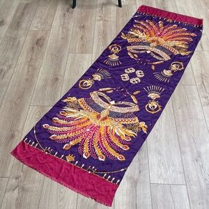 Wensli silk scarf. BNWT. Gorgeous colours for Spring! Real silk. Large size